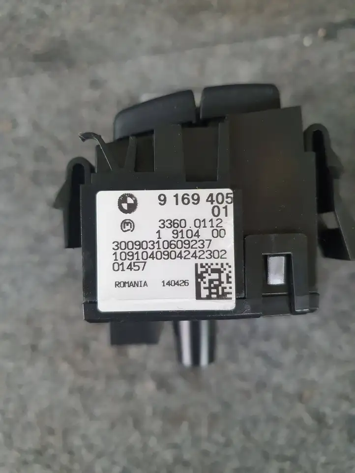 BMW 3 E90 E91 (2005 - 2012) 9169405 Включатель фонарей — фото 2