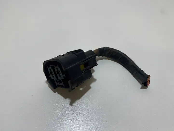 BMW 5 F10 F11 (2009 - 2016) 6900536 Прочая электропроводка — фото 1
