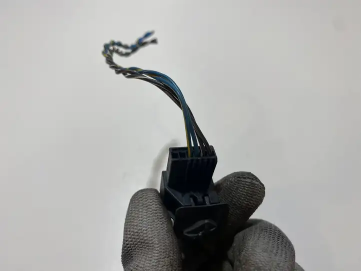 BMW 5 E60 E61 (2004 - 2010) 6989286 Прочая электропроводка — фото 3