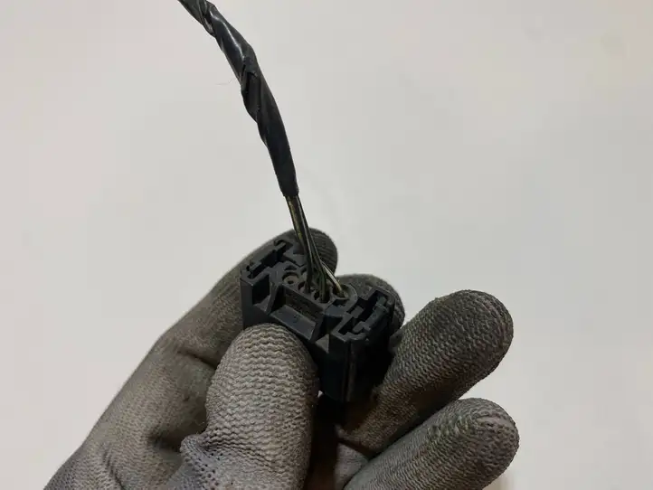 BMW 5 F10 F11 (2009 - 2016) 8366590 Прочая электропроводка — фото 2