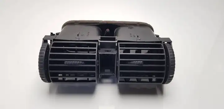 Opel Astra G (1998 - 2004) 90560344 Центральный воздушный дефлектор — фото 1