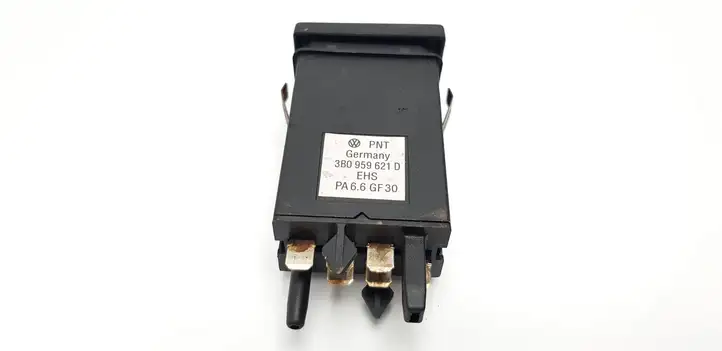 Volkswagen PASSAT B5.5 (2001 - 2005) 3B0959621D Кнопка обогрева стекла — фото 3