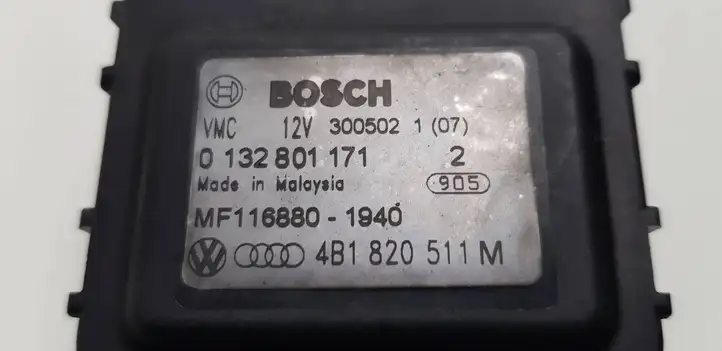 Audi A6 S6 C5 4B (2001 - 2004) 4B1820511M Двигатель задвижки потока воздуха — фото 4