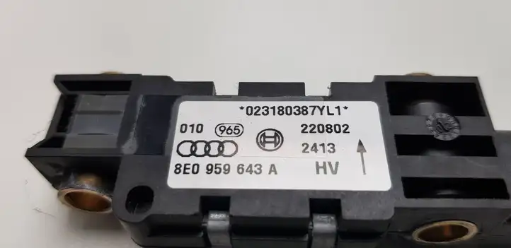 Audi A6 S6 C5 4B (2001 - 2004) 8E0959643A Датчик удара SRS — фото 4