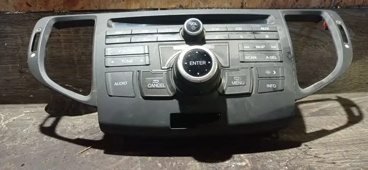 Honda Accord (2008 - 2016) 39050TL0G01 Магнитола / мультимедийная система — фото 1