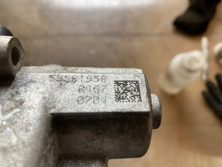 Chevrolet Trax (2013 - 2017)  55561958 Клапан EGR