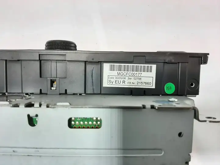 Audi A5 (2007 - 2011)  8T2035195H Радио/ проигрыватель CD/DVD / навигация