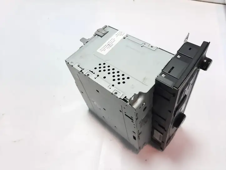 Audi A5 (2007 - 2011)  8T2035195H Радио/ проигрыватель CD/DVD / навигация