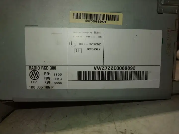 Volkswagen Golf V (2003 - 2009) 1K0035186P Магнитола / мультимедийная система — фото 4
