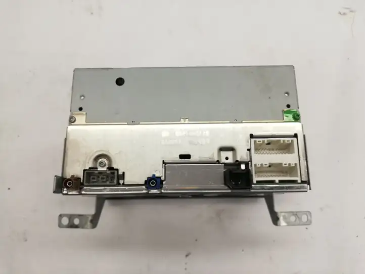 Nissan Juke I F15 (2010 - 2018)  7612033119 Радио/ проигрыватель CD/DVD / навигация