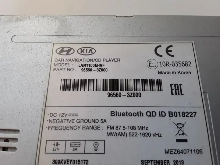 Hyundai i40 (2011 - )  965603Z000 Радио/ проигрыватель CD/DVD / навигация