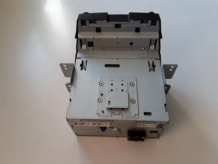 Hyundai i40 (2011 - )  965603Z000 Радио/ проигрыватель CD/DVD / навигация