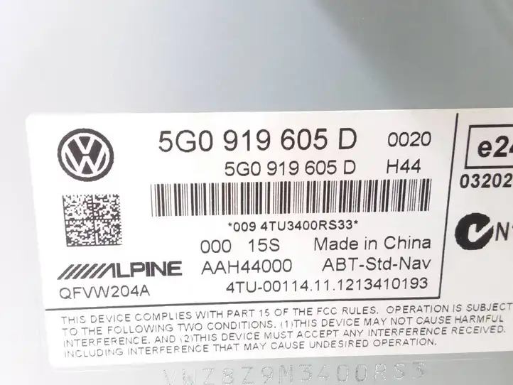 Volkswagen Golf VII (2013 - 2019) 5G0919605D Магнитола / мультимедийная система — фото 2