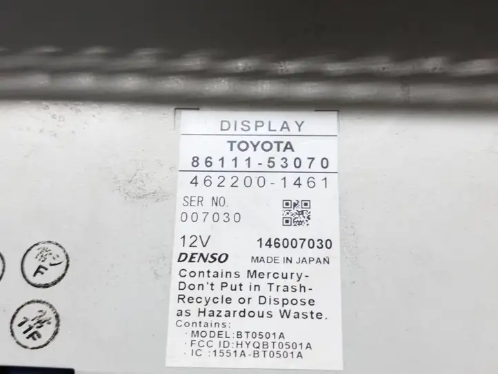 Lexus IS 220 (2005 - 2010)  8611153070 Радио/ проигрыватель CD/DVD / навигация