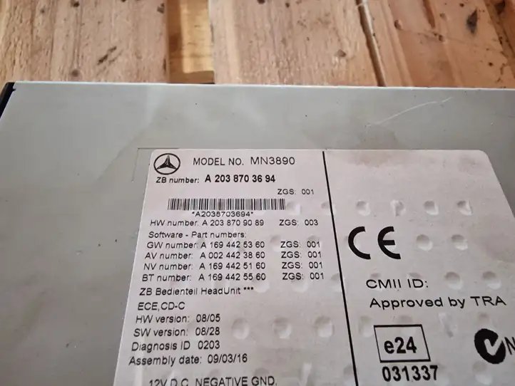 Mercedes-Benz CLC CL 203 (2008 - 2011) A2038703694 Магнитола / мультимедийная система — фото 2