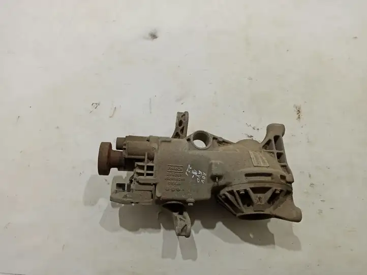 Land Rover Range Rover Evoque (2011 - 2015)  LR066424 Задний редуктор