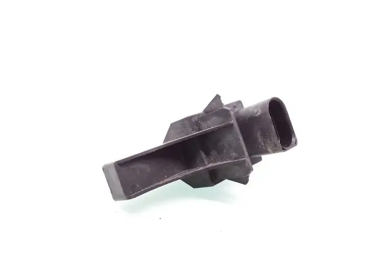 Audi A4 (2004 - 2009)  4B0919145A Усилитель антенны