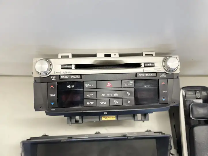 Lexus GS250 300 350 300h 450h (2011 - 2015) 8329030010 Магнитола / мультимедийная система — фото 13