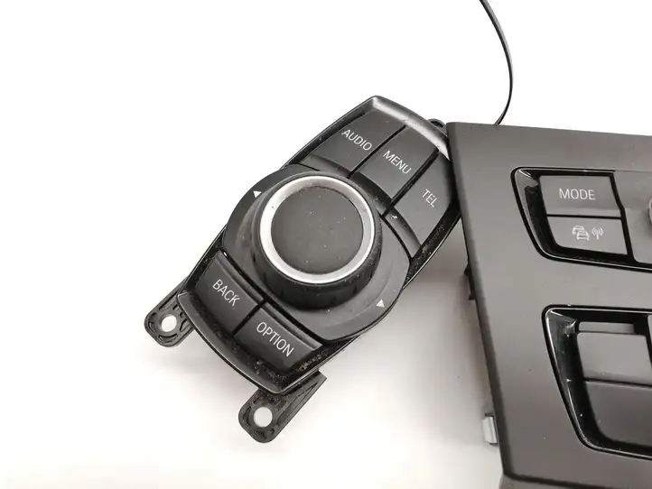 BMW 1 F20 F21 (2011 - 2019) 9262752 Магнитола / мультимедийная система — фото 6