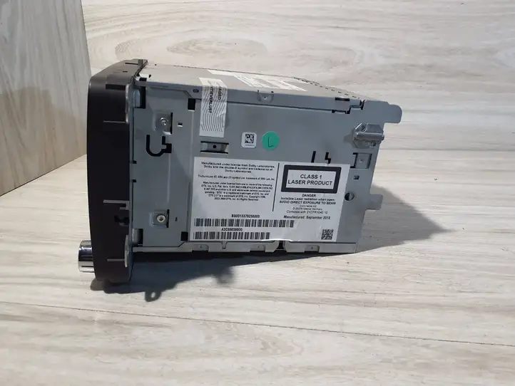 Skoda Superb B6 (3T) (2008 - 2015)  3T0035686C Радио/ проигрыватель CD/DVD / навигация