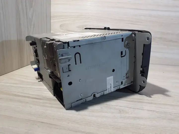 Skoda Superb B6 (3T) (2008 - 2015)  3T0035686C Радио/ проигрыватель CD/DVD / навигация