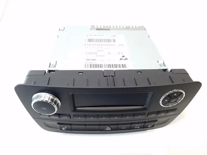 Mercedes-Benz A W176 (2012 - 2018) A1769015300 Магнитола / мультимедийная система — фото 3