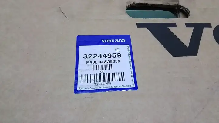 Volvo S90, V90 (2016 - 2020) 32244959 Стекло задней двери — фото 3