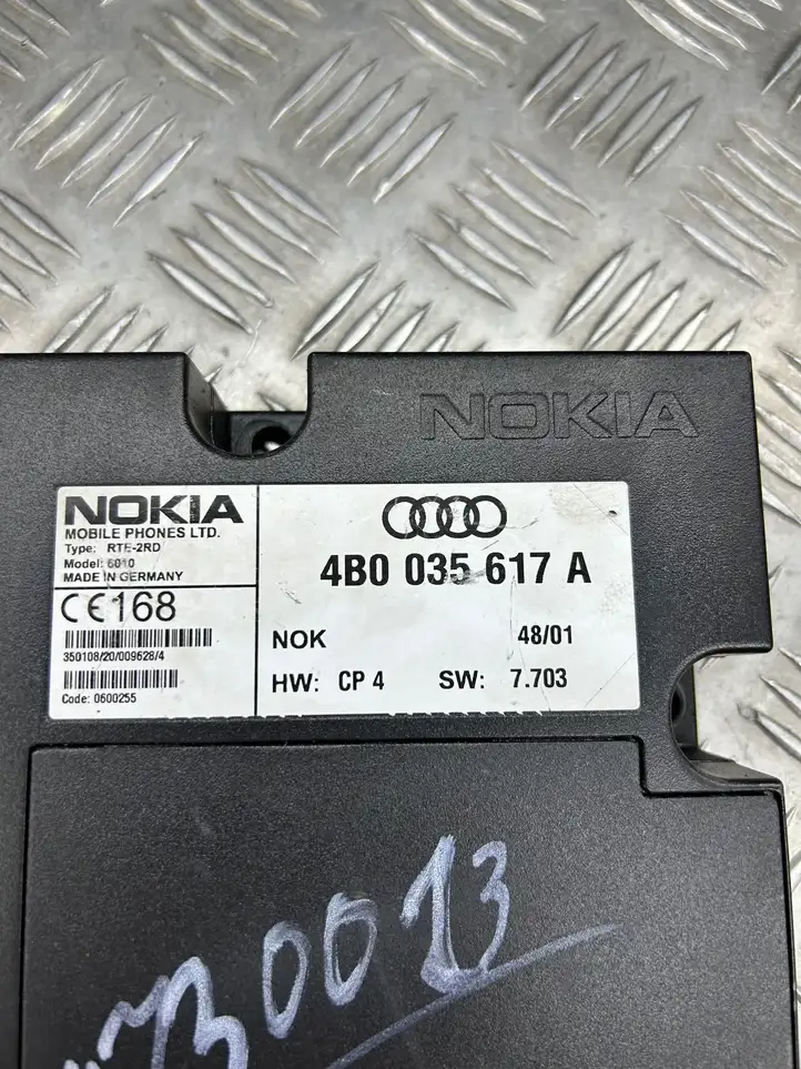 Audi A6 S6 C5 4B (2001 - 2004) 4B0035617A Блок GSM — фото 2