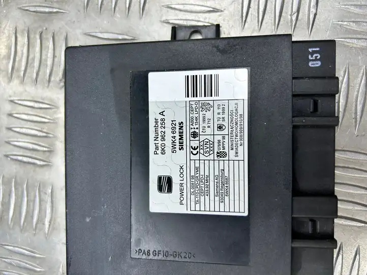 Audi A3/S3 8L (2000 - 2003) 6K0962258A Модуль комфорта — фото 2