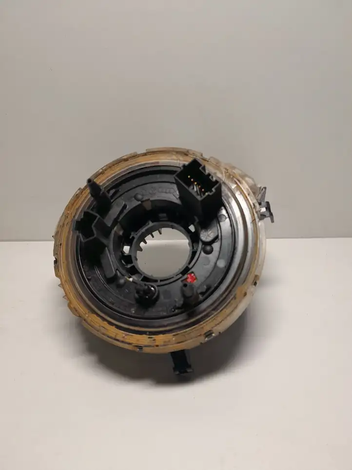 Audi A4 S4 B6 8E 8H (2000 - 2006) 8E0953541C Контактное кольцо SRS — фото 1