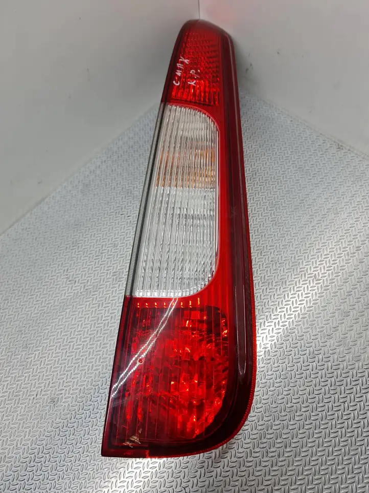 Ford Focus C-MAX (2003 - 2010) 3M5113N411AA Задний фонарь в кузове — фото 1