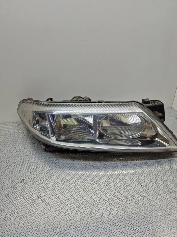 Renault Laguna II (2001 - 2005) 8200002847 Передняя фара — фото 1