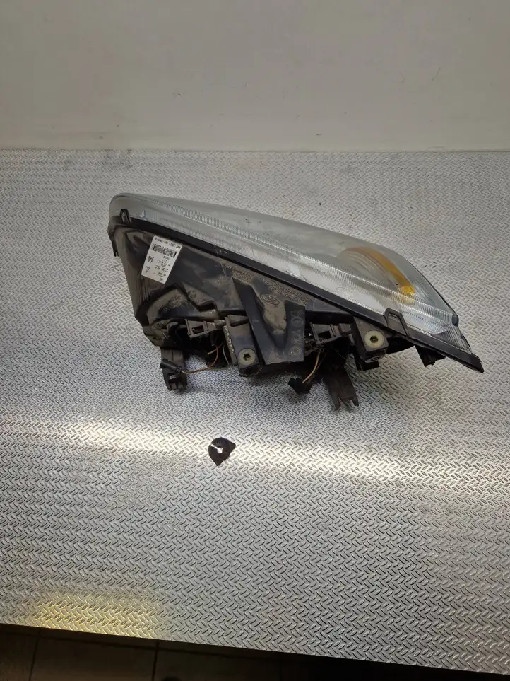 Ford Focus (2005 - 2008) 4M5113W029AC Передняя фара — фото 3