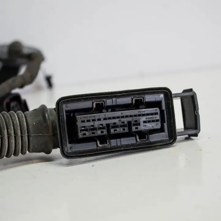 Audi A4 S4 B8 8K (2007 - 2011) 8K0971687B Прочая электропроводка — фото 4