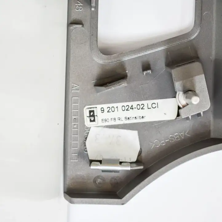 BMW 3 E90 E91 (2005 - 2012) 71328489201024 Прочие детали салона — фото 6