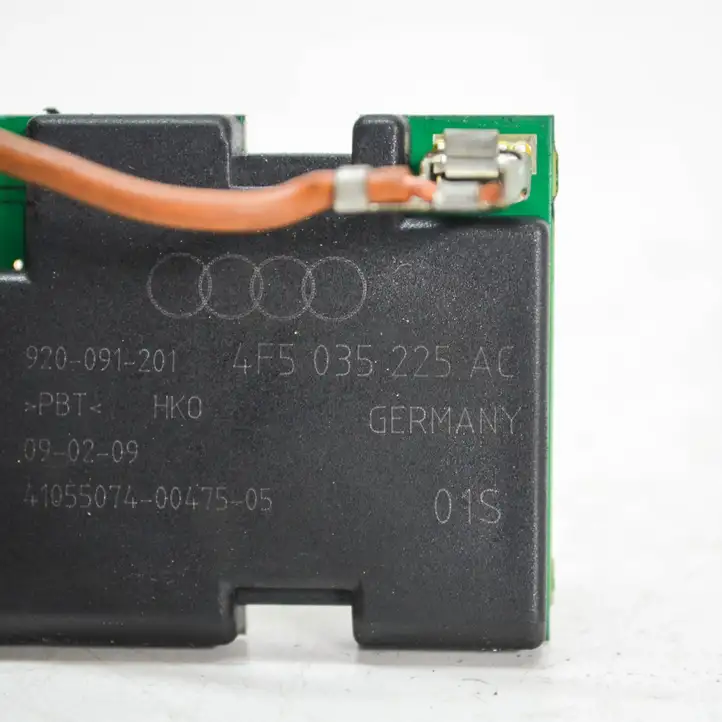 Audi A6 S6 C6 4F (2008 - 2011) 4F5035225AC Усилитель антенны — фото 4