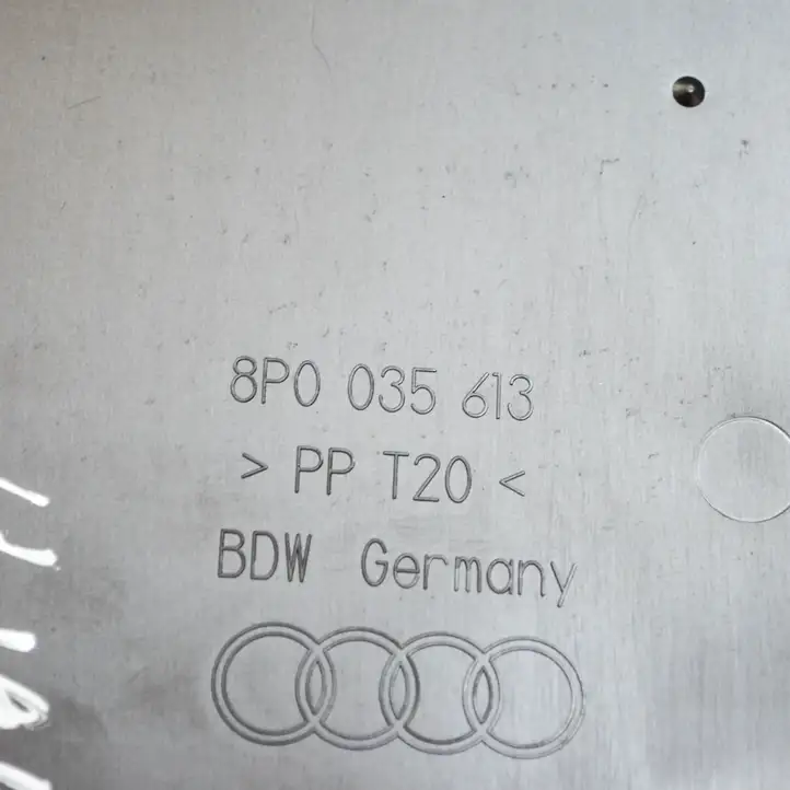 Audi A3/S3 8P (2008 - 2013) 8P0035613 Прочие детали салона — фото 2