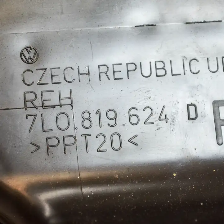 Audi Q7 4L (2009 - 2015) 7L0819624D Прочие детали салона — фото 3