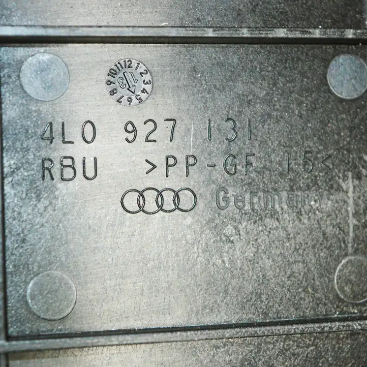 Audi Q7 4L (2009 - 2015) 4L0927131 Прочие детали салона — фото 4