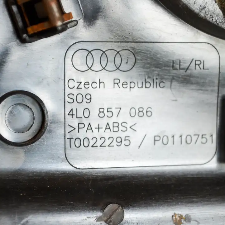 Audi Q7 4L (2009 - 2015) 4L0857086 Прочие детали салона — фото 4