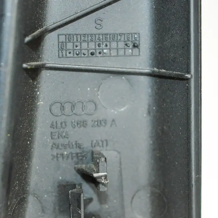 Audi Q7 4L (2009 - 2015) 4L0868203A Прочие детали салона — фото 4