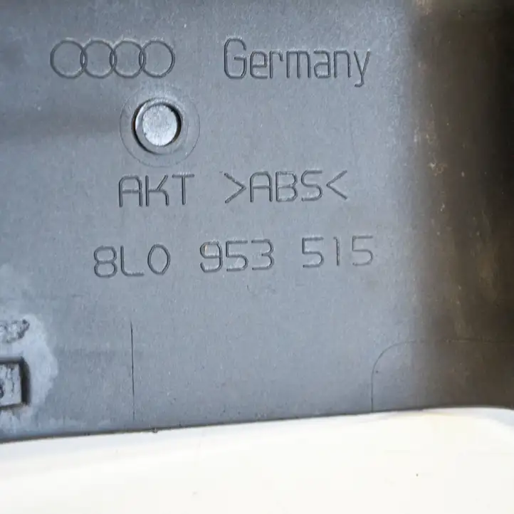 Audi A3/S3 8L (1996 - 2000) 8L0953515 Обшивка рулевой колонки — фото 2