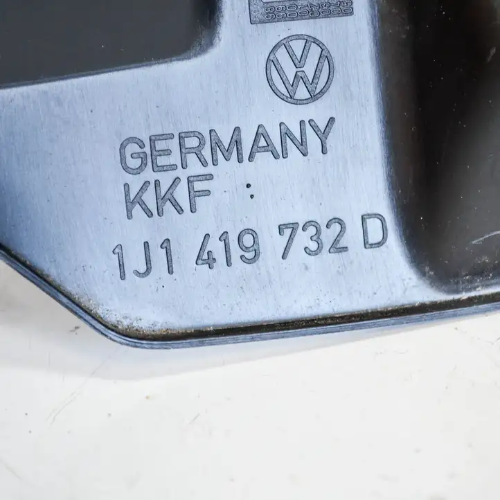 Audi A3/S3 8L (1996 - 2000) 1J1419732D Прочие детали салона — фото 3