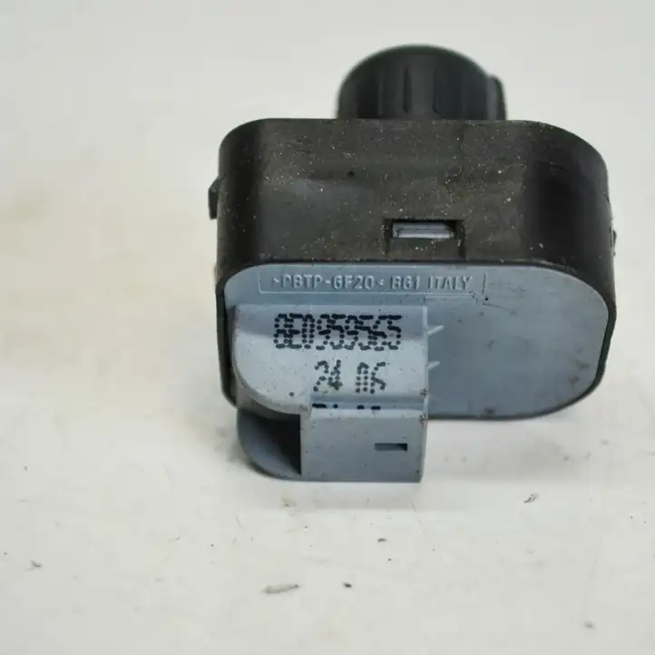 Audi A4 S4 B7 8E 8H (2004 - 2009) 8E0959565 Кнопка фаркопа в багажнике — фото 5