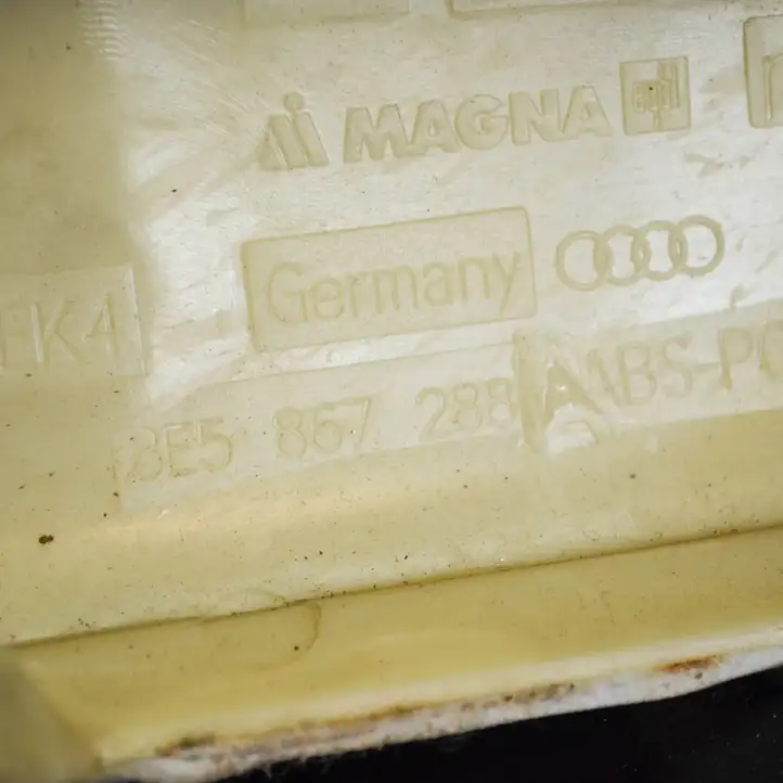 Audi A4 S4 B7 8E 8H (2004 - 2009) 8E5867288A Верхняя обшивка стойки B — фото 3