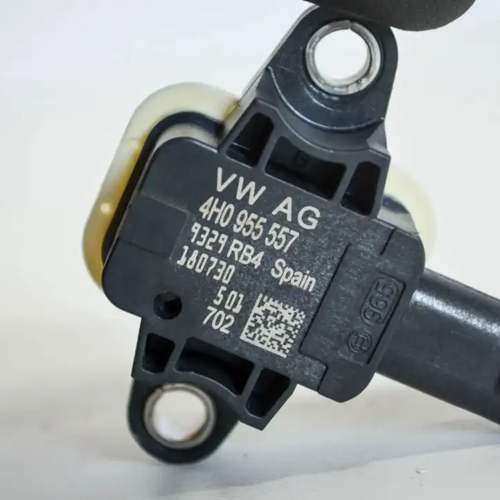Skoda Fabia Mk3 (NJ) (2015 - 2021) 4H0955557 Датчик удара SRS — фото 4