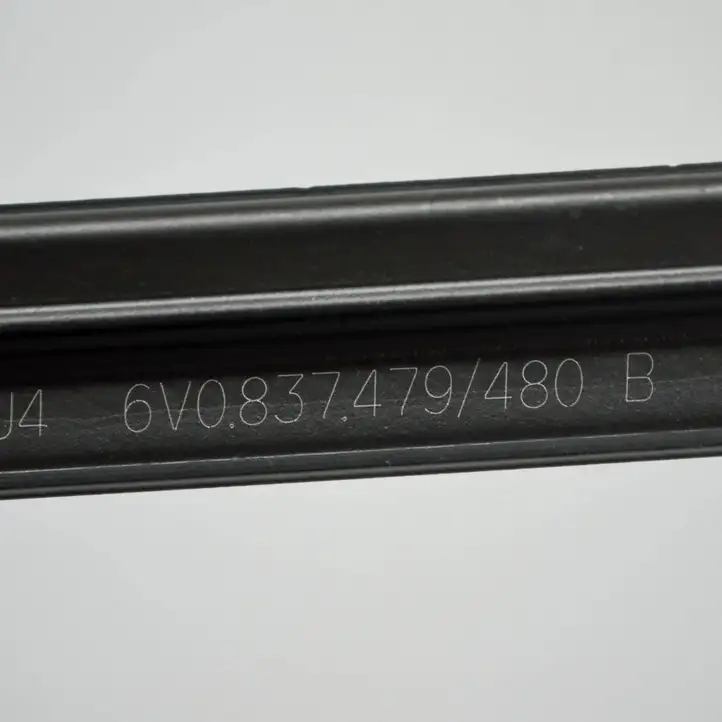 Skoda Fabia Mk3 (NJ) (2015 - 2021) 6V0837480B Накладка стекла двери — фото 3