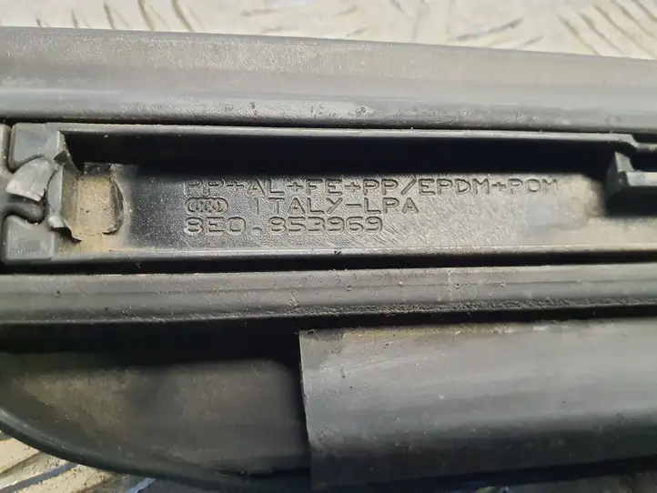 Audi A4 S4 B6 8E 8H (2000 - 2006) 8E0853969 Молдинги задней двери — фото 5