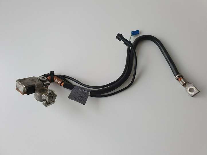 BMW 5 E60 E61 (2004 - 2010)  6970681 Минусовый провод (аккумулятора)