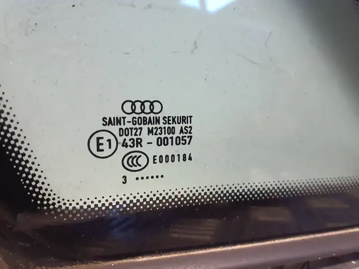 Audi A4 S4 B6 8E 8H (2000 - 2006) 43R001057 Заднее боковое стекло — фото 3